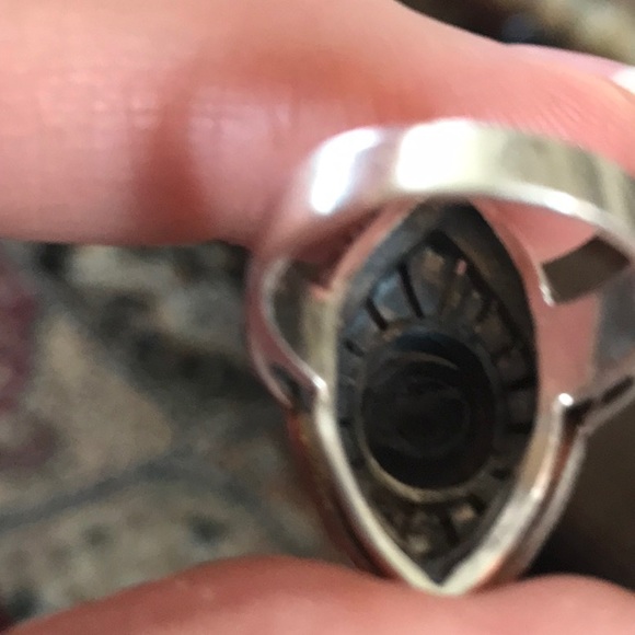 Art Deco Onyx and Marcasite Sterling Silver Ring - Picture 4 of 7